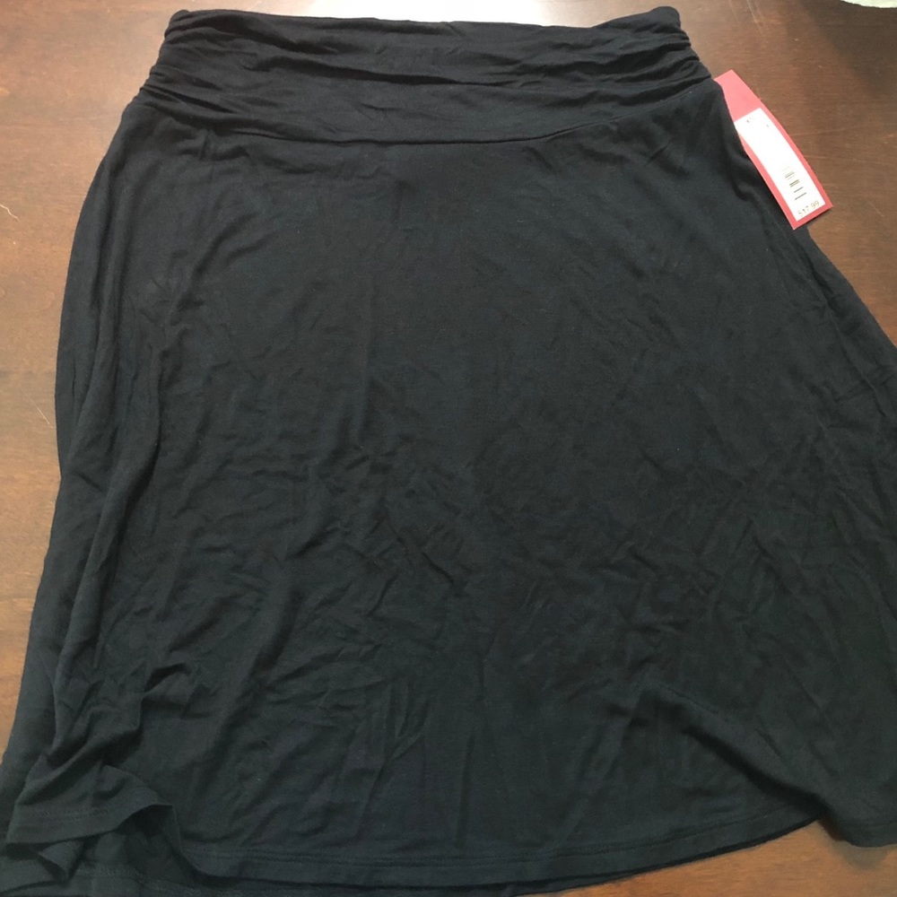 NWT Merona Black Skirt